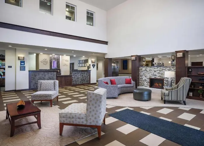 Green Mill Village Hotel & Suites, BW Signature Collection