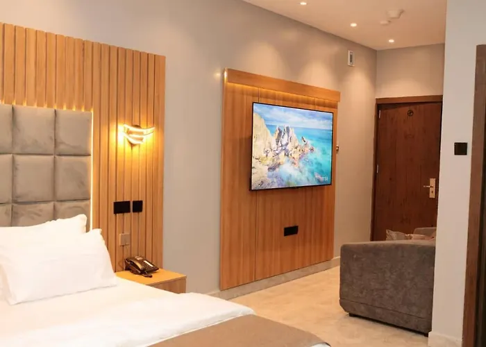 Edgewoodapartment