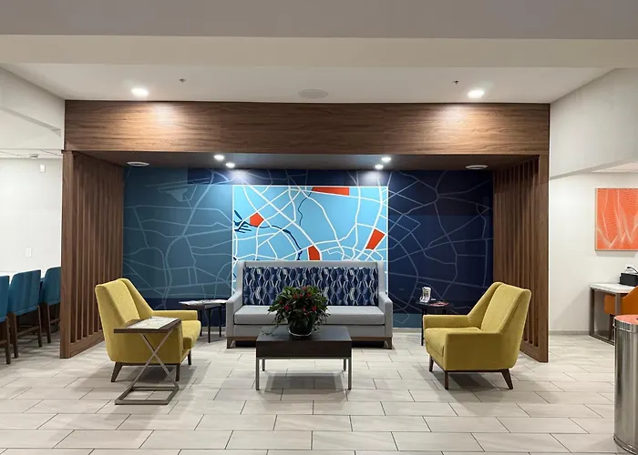 Holiday Inn Express Hotel & Suites Loveland By Ihg