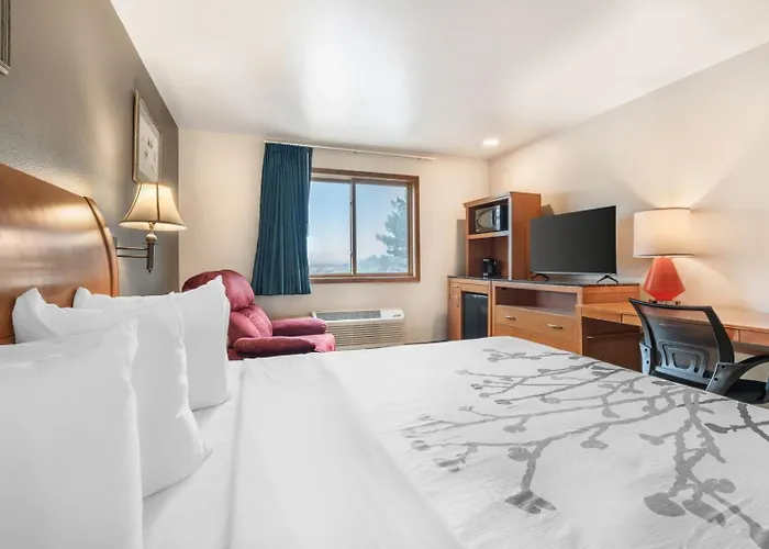 Colstrip Inn & Suites
