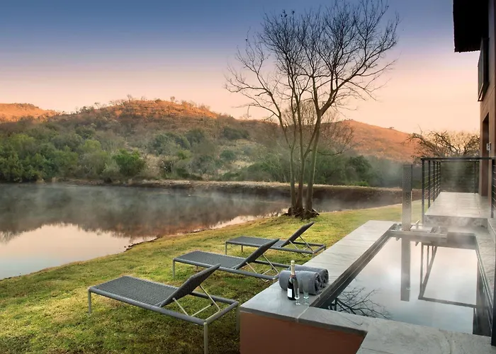 Riverhorse Lodge