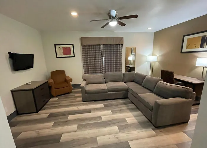 Quality Inn & Suites Goodyear - Phoenix West