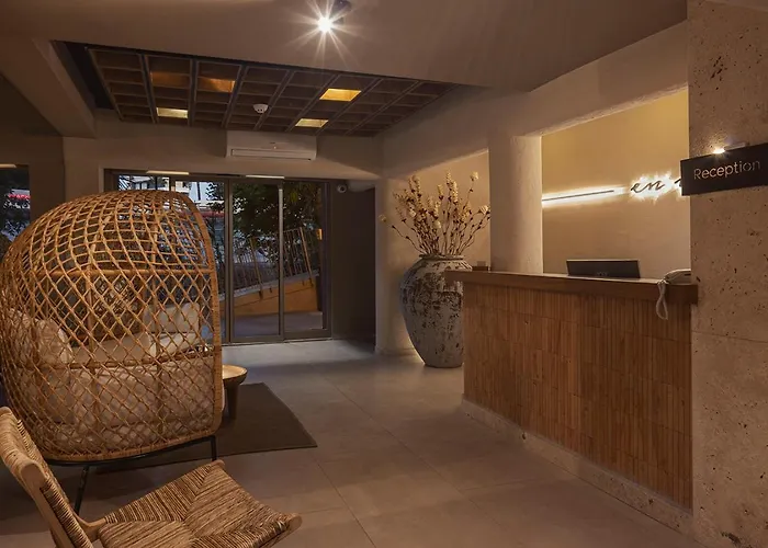 Sun Hotel By En Vie Beach (Adults Only)