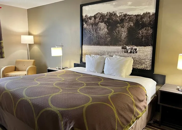 Super 8 By Wyndham Gas City Marion Area