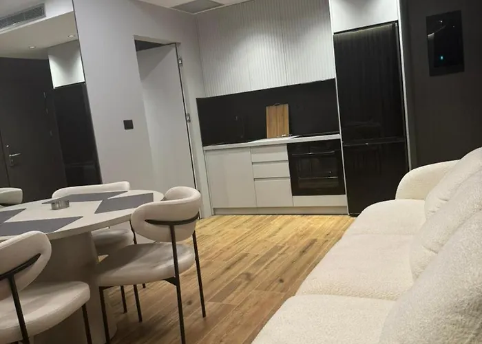 Hotel Lili-1