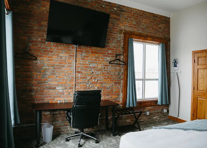 Bricktown Inn