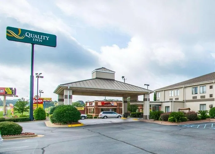 Quality Inn Prattville I-65