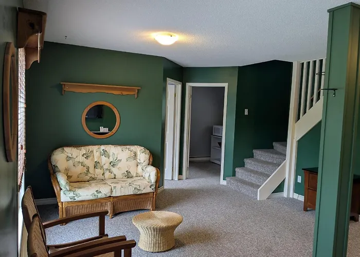 Dwight Village Motel
