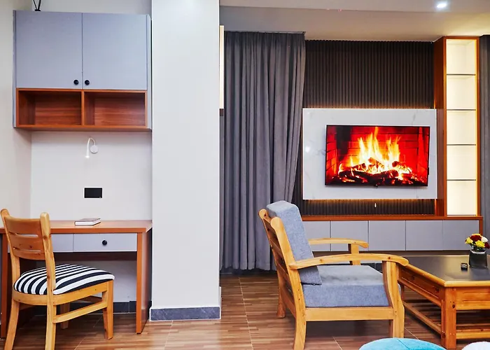 Tha Nickolee Hotel
