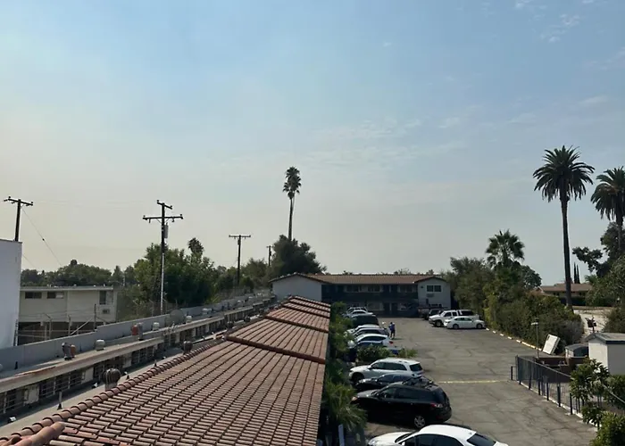 Stardust Inn