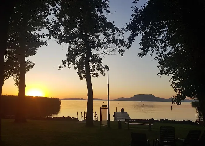 Fonyod Camping & Apartman