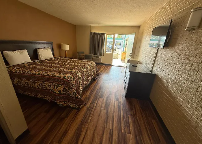 Economy Inn