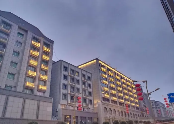 Pai Hotel Nanchong Huaxi Normal University
