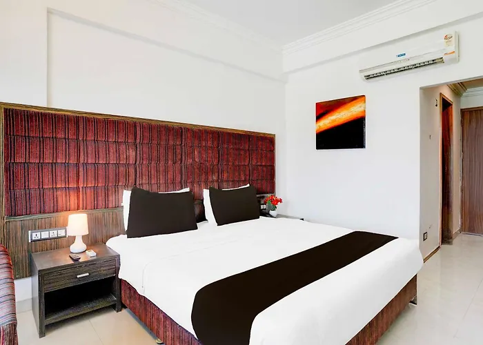 Townhouse Oak Golden Bridge Bharuch