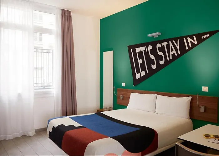 The Social Hub Paris La Defense Extended Stay