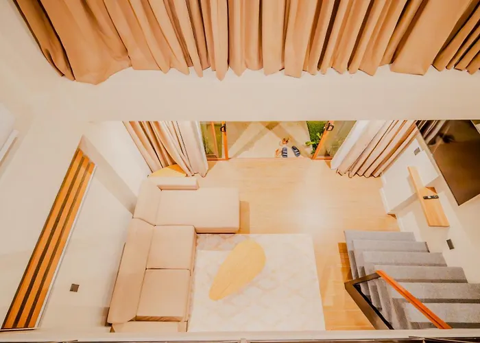 Grand Palm Villas & Hotel