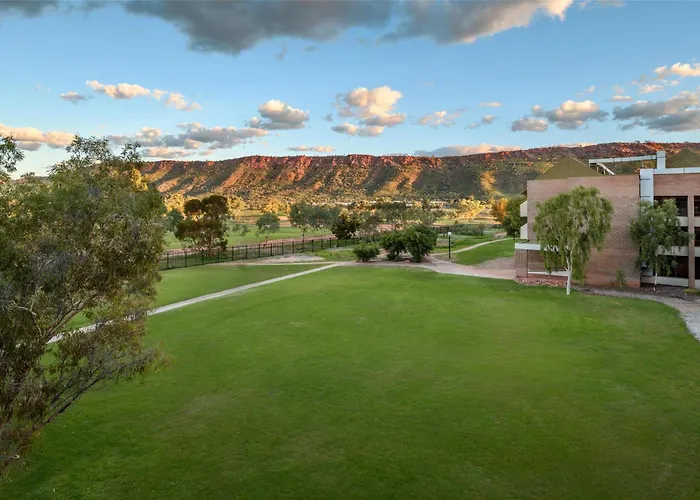 Doubletree By Hilton Alice Springs