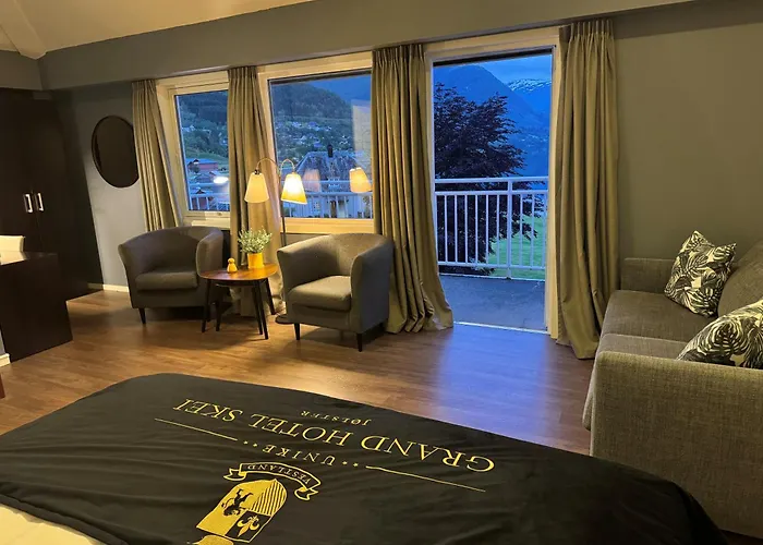 Grand Hotel Skei - Unike Hoteller
