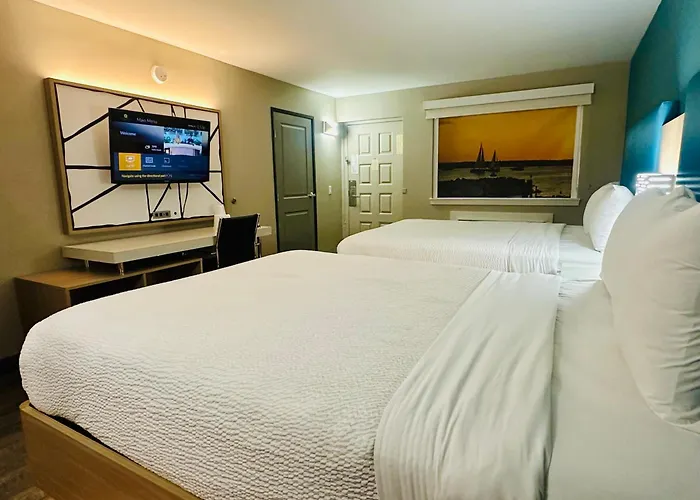La Quinta Inn By Wyndham Costa Mesa Orange County