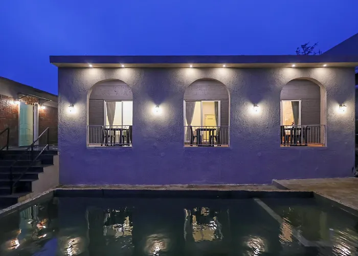 Breeze Resort Panhala , Swimming Pool, Just 5 Minutes From Panhala!