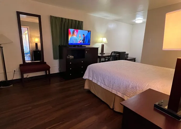 Riverside Motel