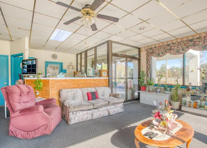 Travelers Inn By OYO, Templeton VA