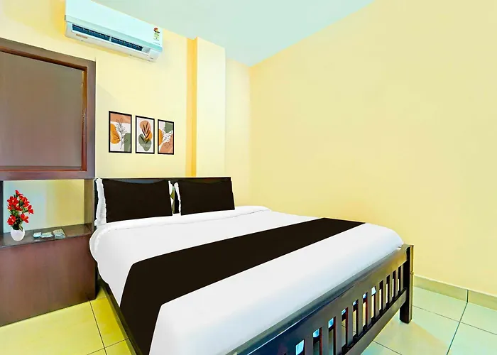 Hotel O Kollam Bypass Kureepuzha