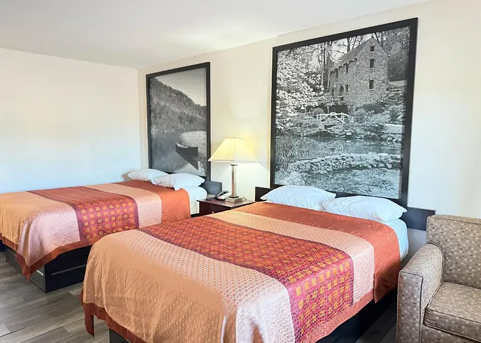 Super 8 By Wyndham Monticello Ar