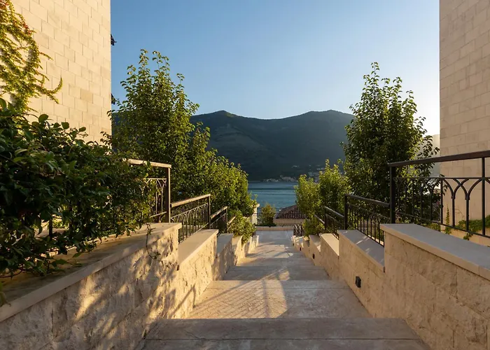 Huma Kotor Bay Hotel And Villas