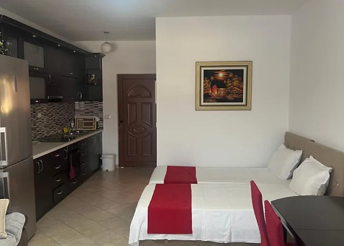 Hotel Gjoci
