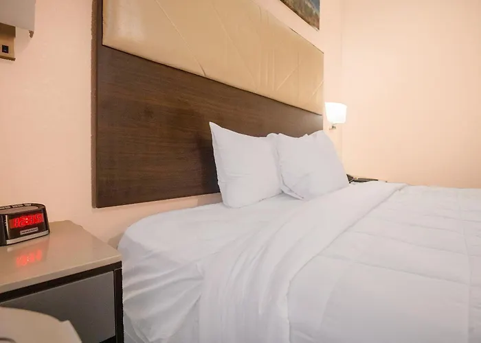 Oyo Hotel Adairsville Calhoun South I-75