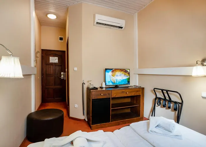 Renegade Hotel