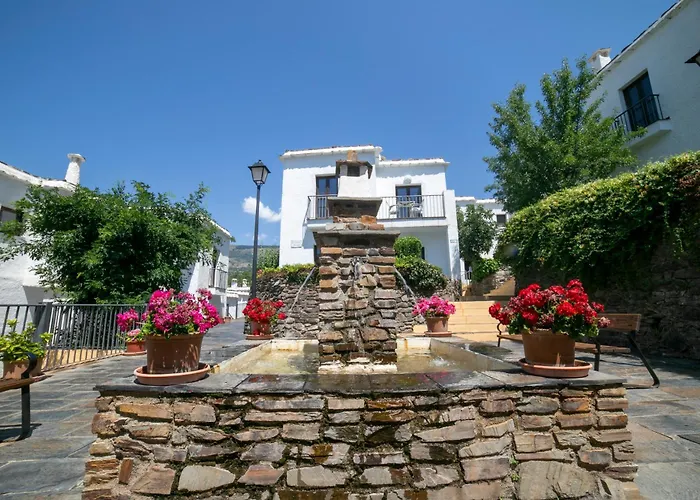 Hotel Villa Turistica De Bubion
