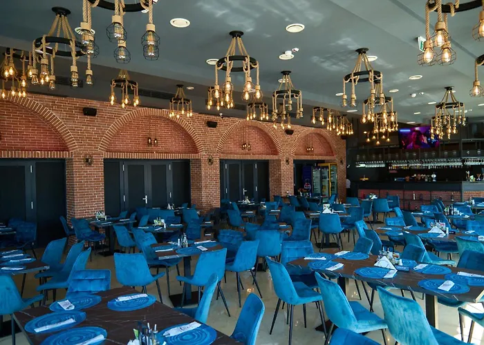 Hotel Adriano