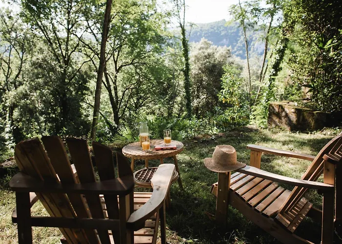 Domaine De Malet