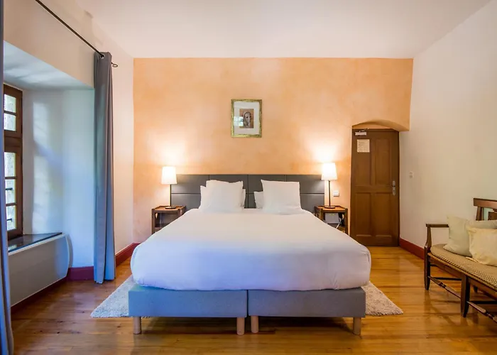 Chateau De La Caze Piscine & Spa - Ste Enimie