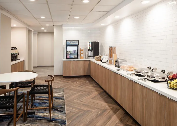 Fairfield Inn & Suites - Buffalo Airport