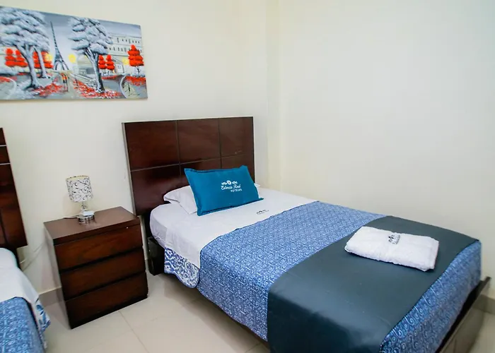 Hotel Estancia Real