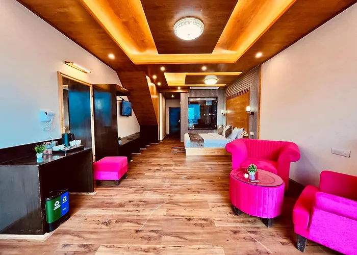 Naina Deventure Resort, Manali - Premium Rooms With Centrally Heated & Scenic View