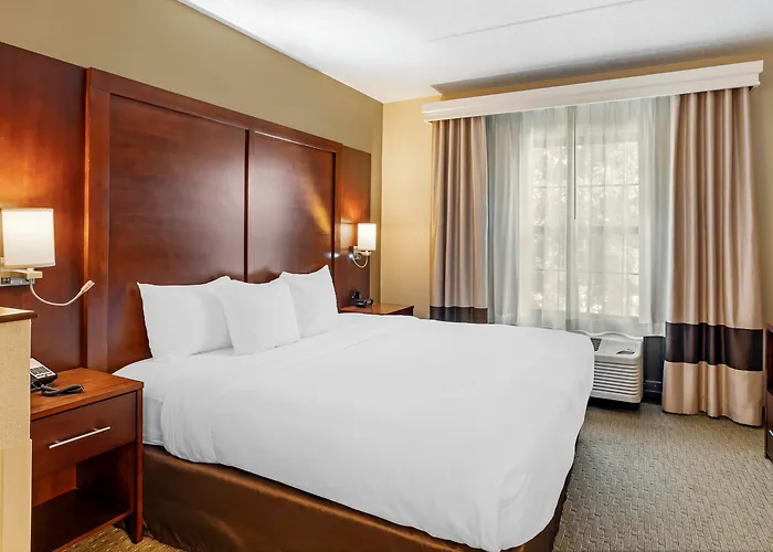Comfort Suites State College Near Penn State - Steps Away From Psu!