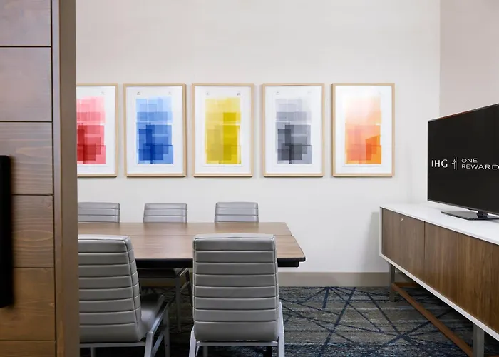 Holiday Inn Express & Suites Hebron - Cincinnati Airport By Ihg