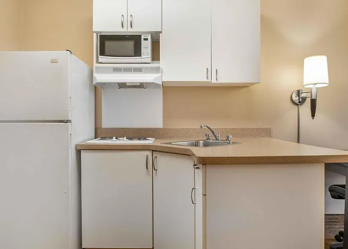 Extended Stay America Select Suites - Detroit - Roseville