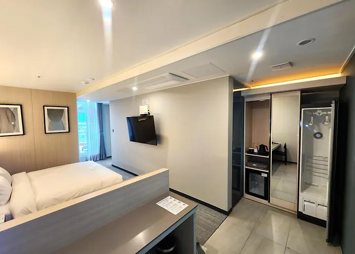 Hound Hotel Busan Station