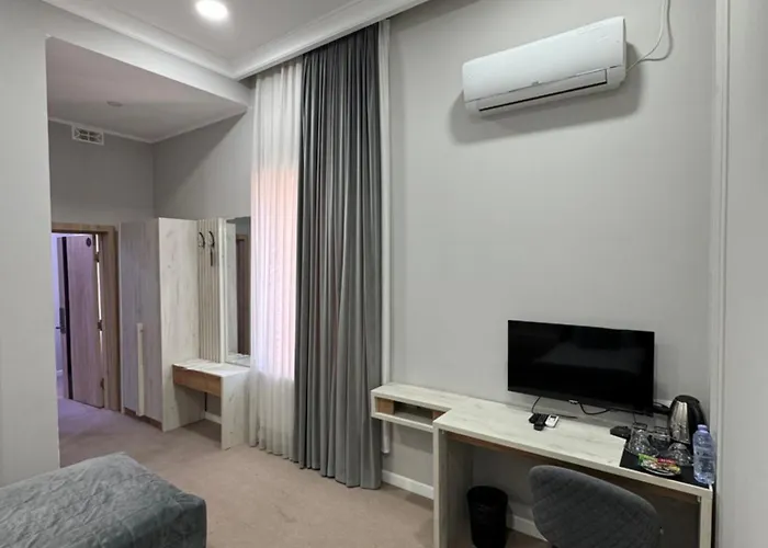 Emin Hotel