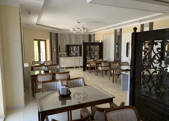 Hotel Crystal Palace