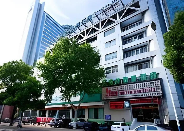 Greentree Inn Zhangjiagang Yangshe Old Street Stadium