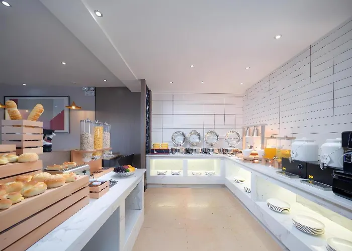 Borrman Hotel Yuxi Yuxing Road