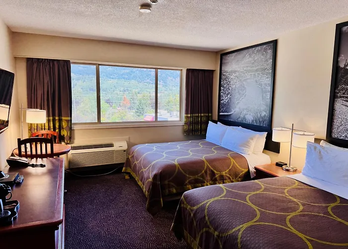 Super 8 By Wyndham Castlegar Bc