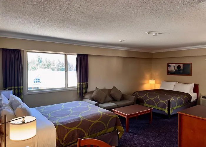 Super 8 By Wyndham Castlegar Bc