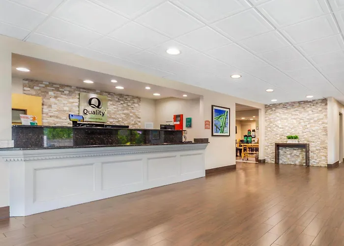Quality Inn & Suites Nj State Capital Area